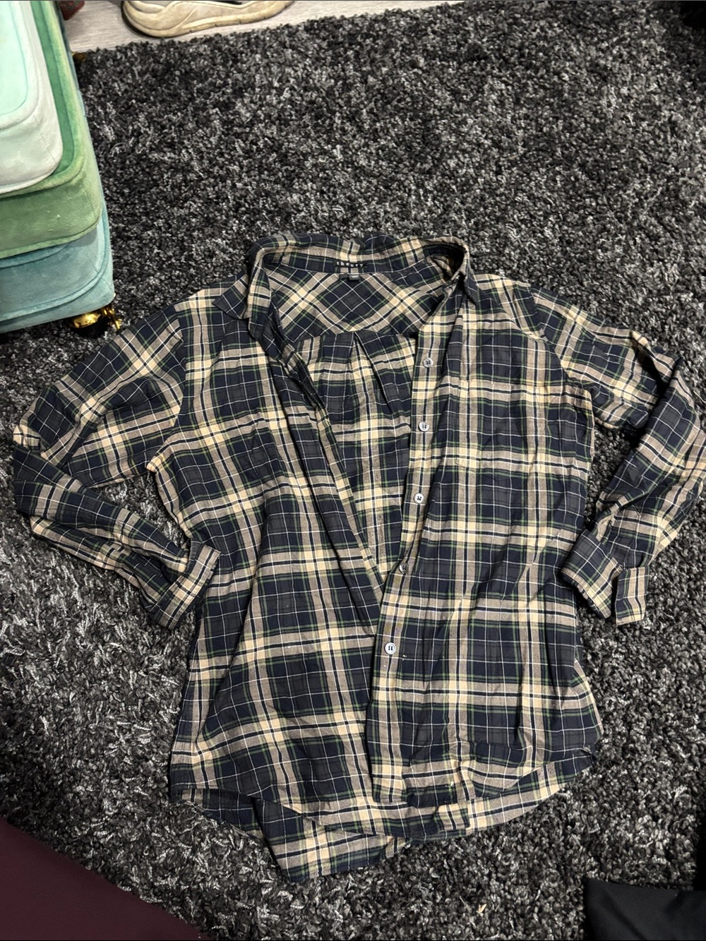 Theor Plaid Button-Up Shirt - Navy & Cream
